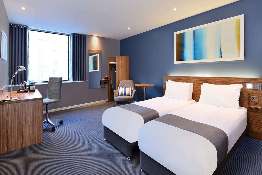 Travelodge London Central Bank 部屋 写真